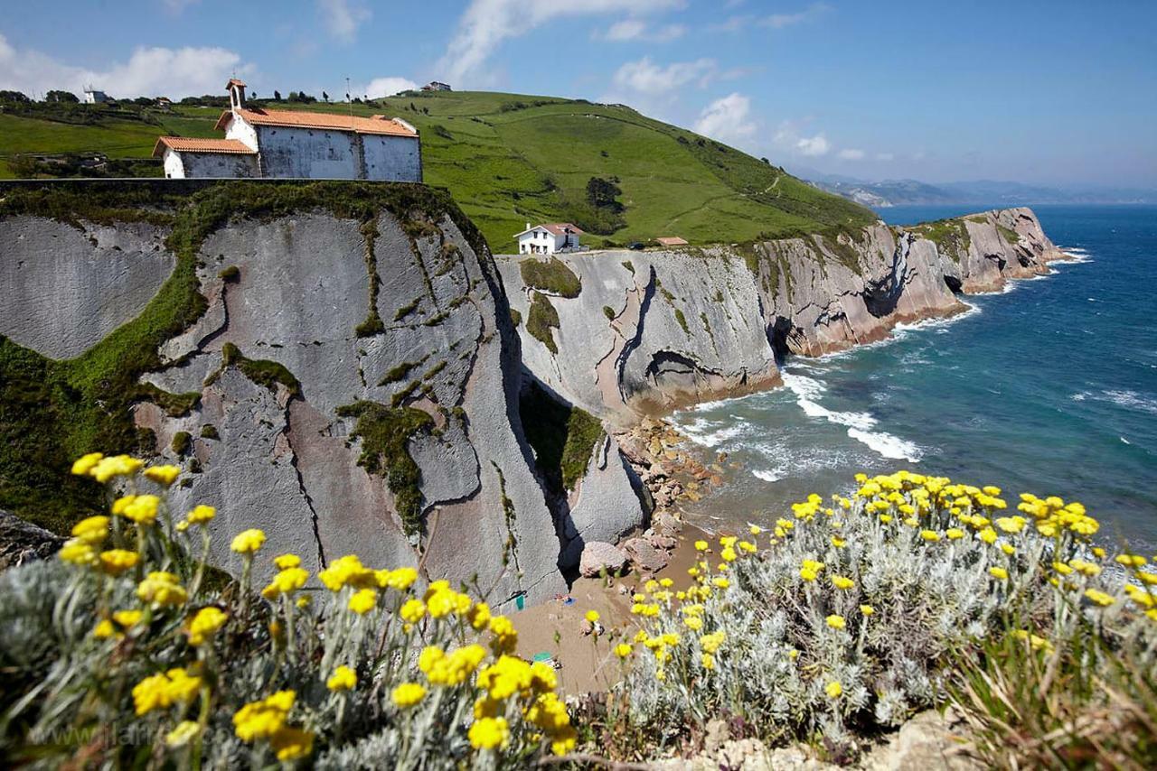 Urain Suites - Apartments At Flysch-Coast Сумая Екстер'єр фото
